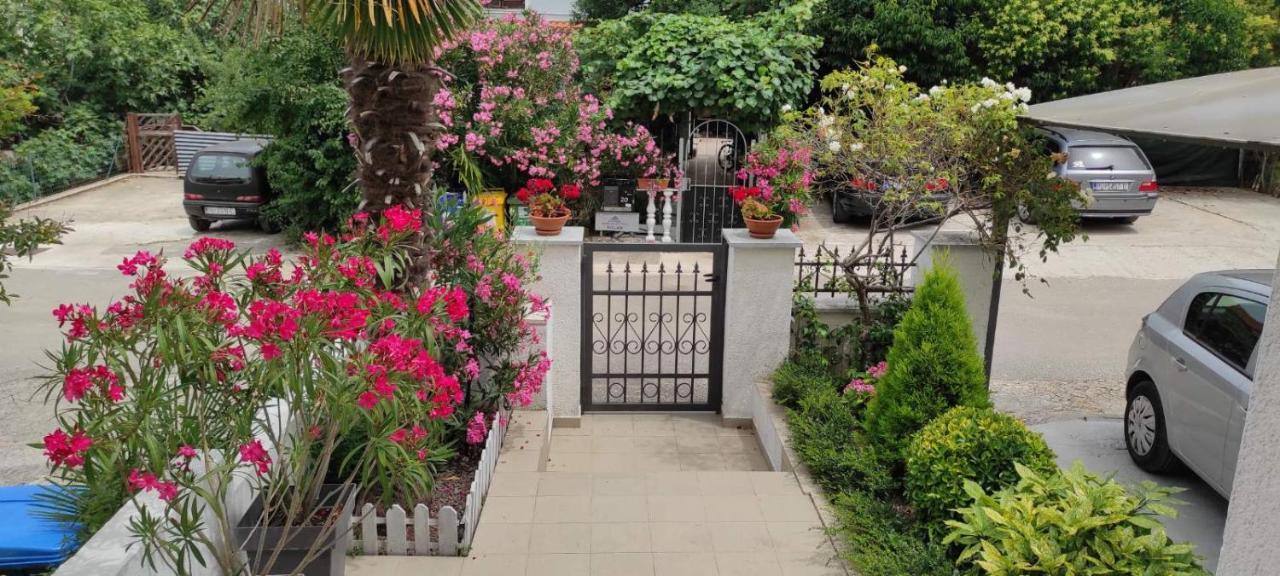 Apartman Eli Rovinj Exterior foto