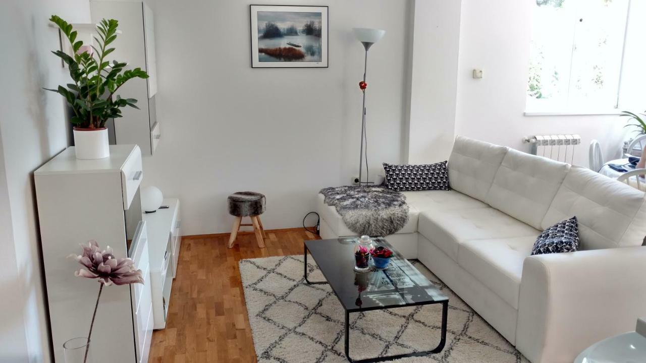 Apartman Eli Rovinj Exterior foto